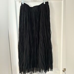 Hem & Thread Skirt
Size L